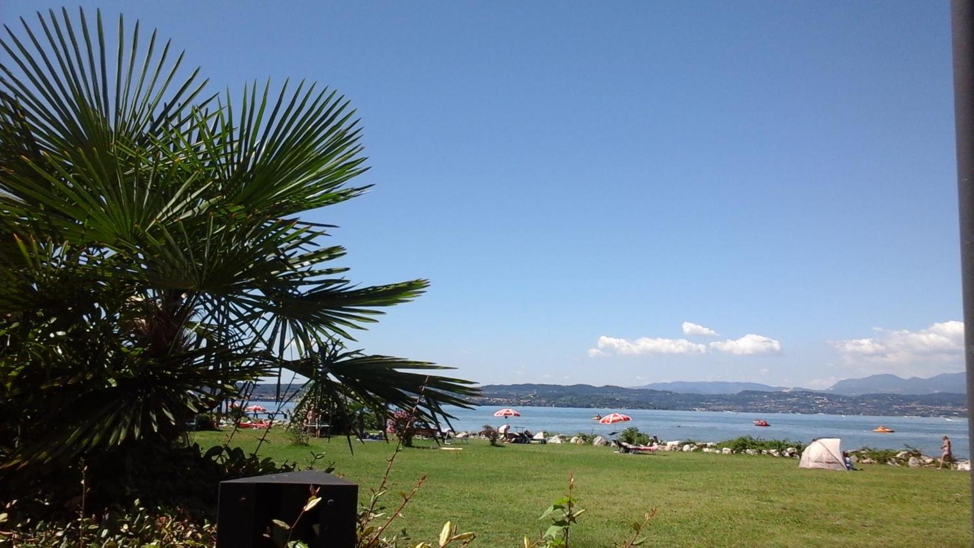 Appartamenti Residence Tulipano Sirmione Bagian luar foto