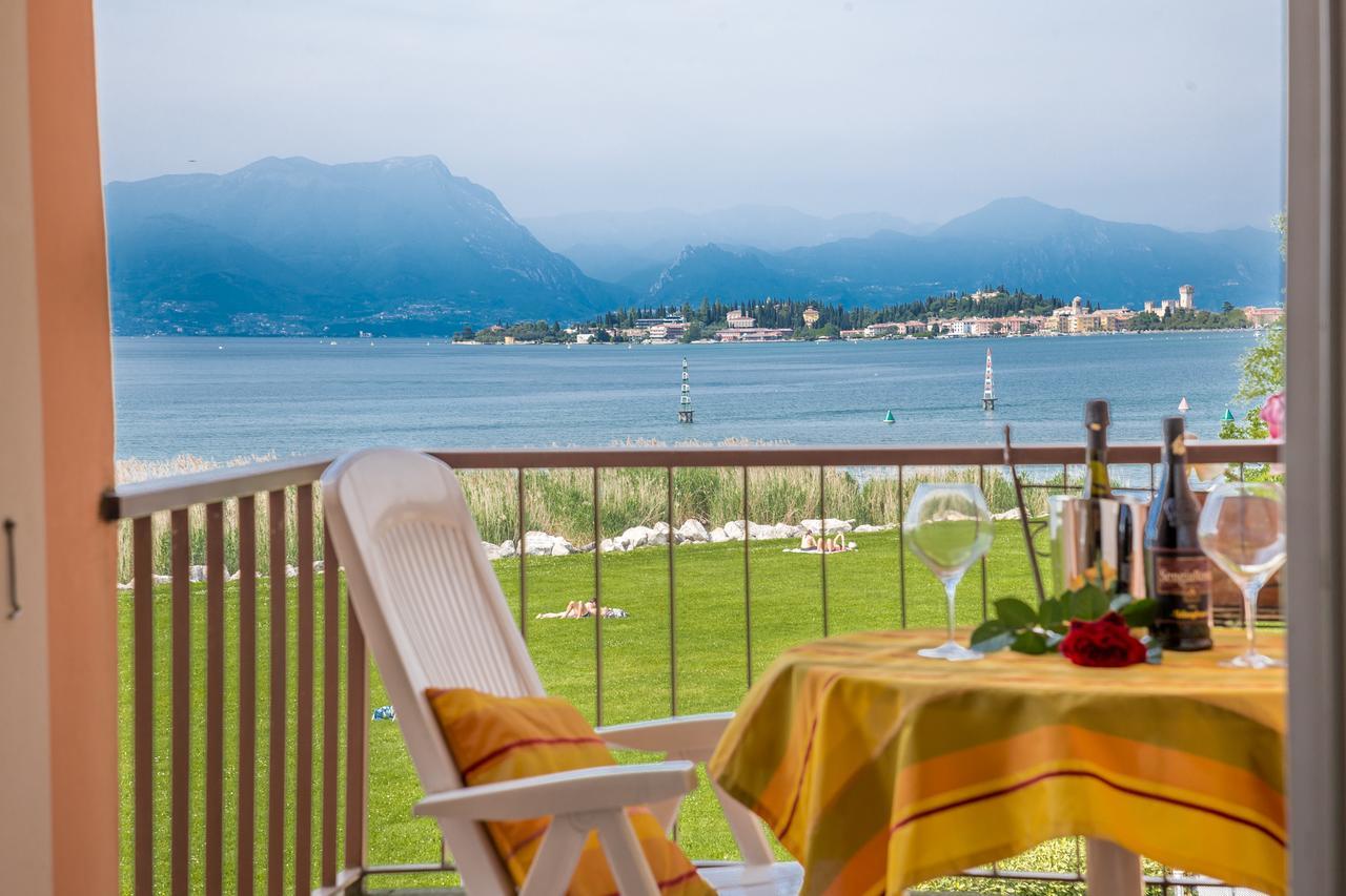 Appartamenti Residence Tulipano Sirmione Bagian luar foto