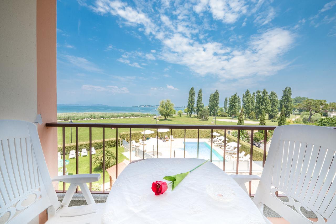 Appartamenti Residence Tulipano Sirmione Bagian luar foto