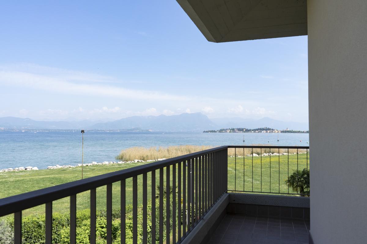 Appartamenti Residence Tulipano Sirmione Bagian luar foto
