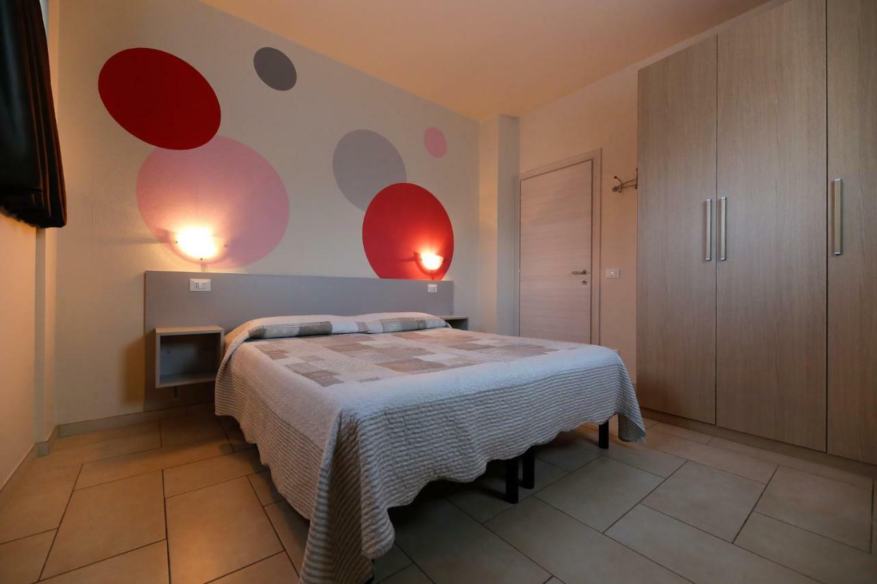 Appartamenti Residence Tulipano Sirmione Bagian luar foto