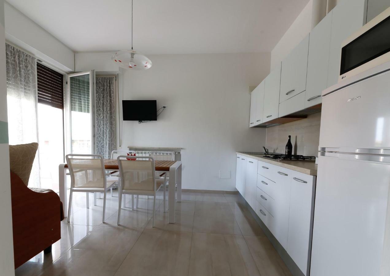 Appartamenti Residence Tulipano Sirmione Bagian luar foto
