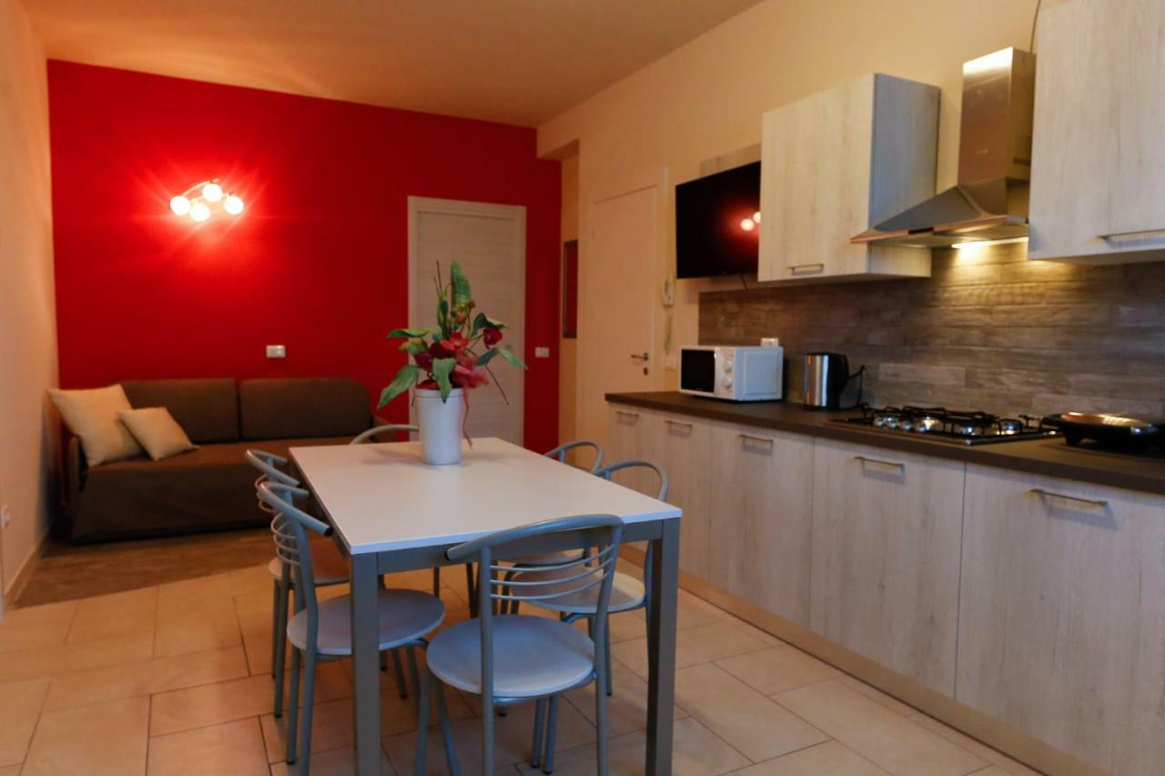 Appartamenti Residence Tulipano Sirmione Bagian luar foto