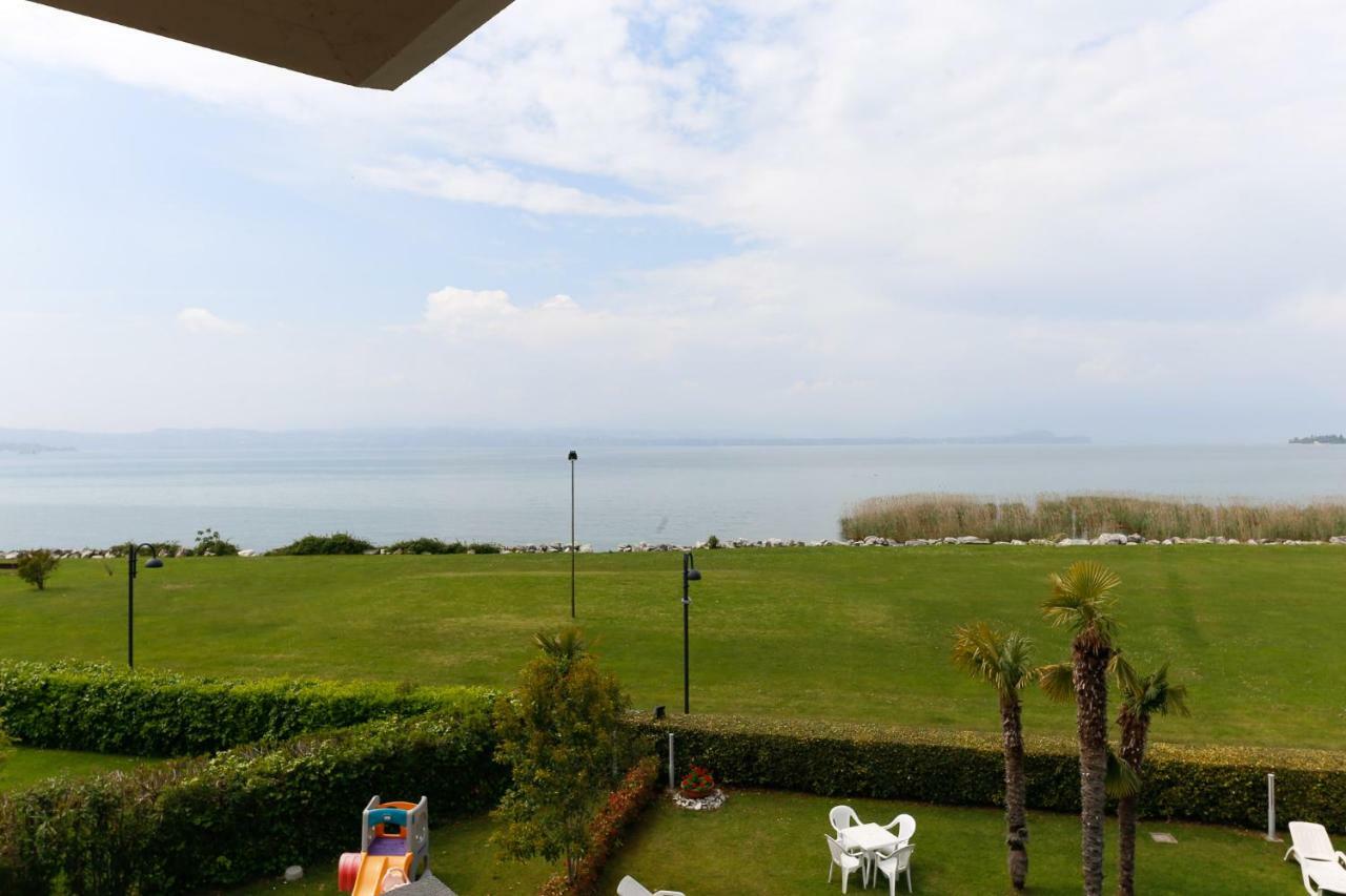 Appartamenti Residence Tulipano Sirmione Bagian luar foto