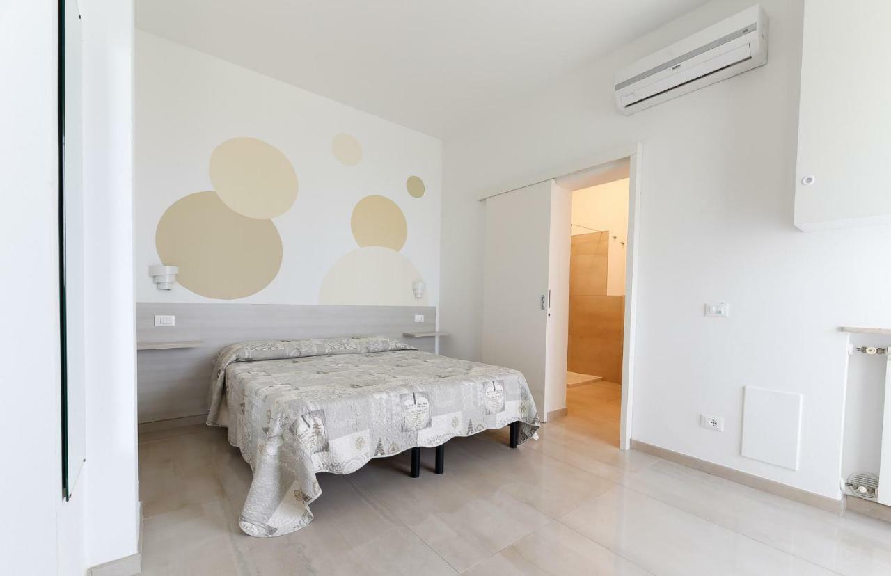 Appartamenti Residence Tulipano Sirmione Bagian luar foto