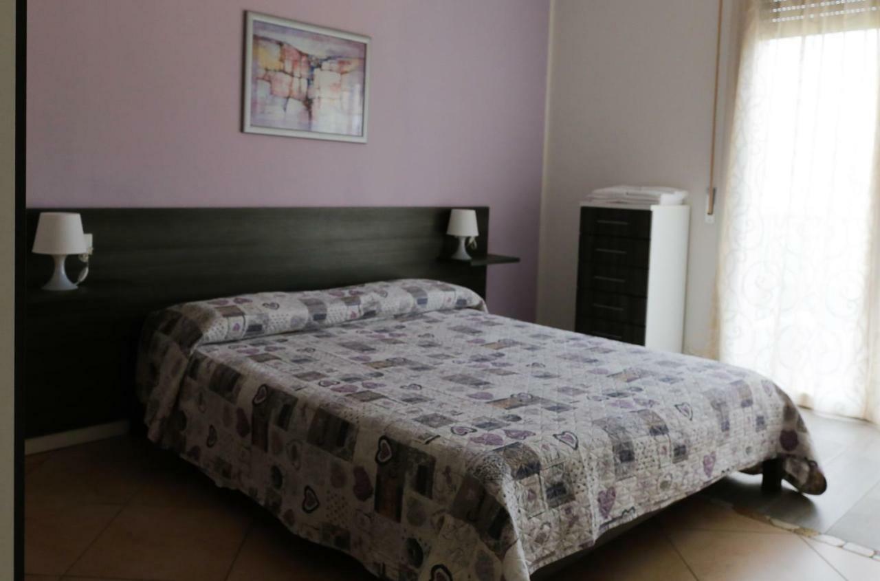 Appartamenti Residence Tulipano Sirmione Bagian luar foto