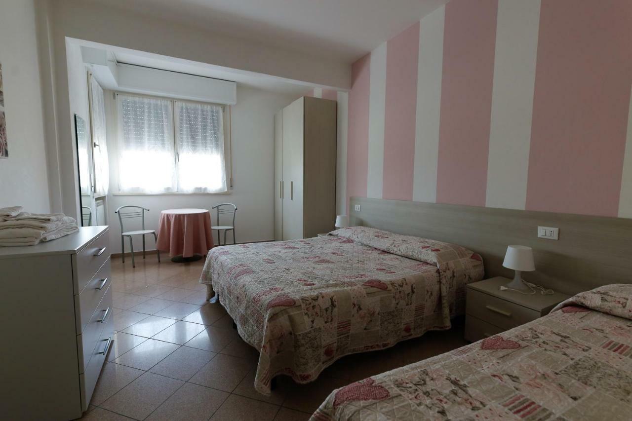 Appartamenti Residence Tulipano Sirmione Bagian luar foto